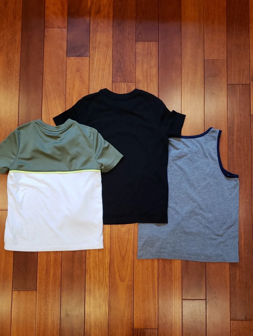 Bundle of 3 Boy's size 8 Medium Old Navy shirts